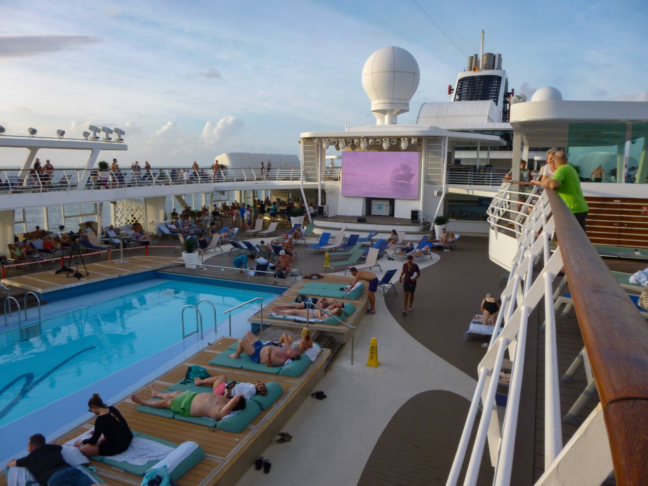 Für die Urlauberin ist ihre Kreuzfahrt mit „Mein Schiff“ zum Albtraum geworden (Symbolbild). 