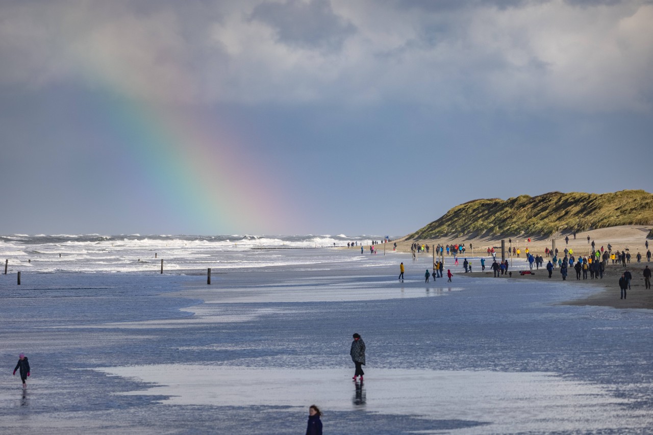 Die Urlaubsorte an Nordsee und Ostsee können sich auf was gefasst machen – die Chancen für ein gutes Tourismusjahr stehen gut!
