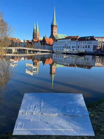 In Lübeck gibt es einige Kunstwerke von Ute Diez zu Bewundern und ertasten.