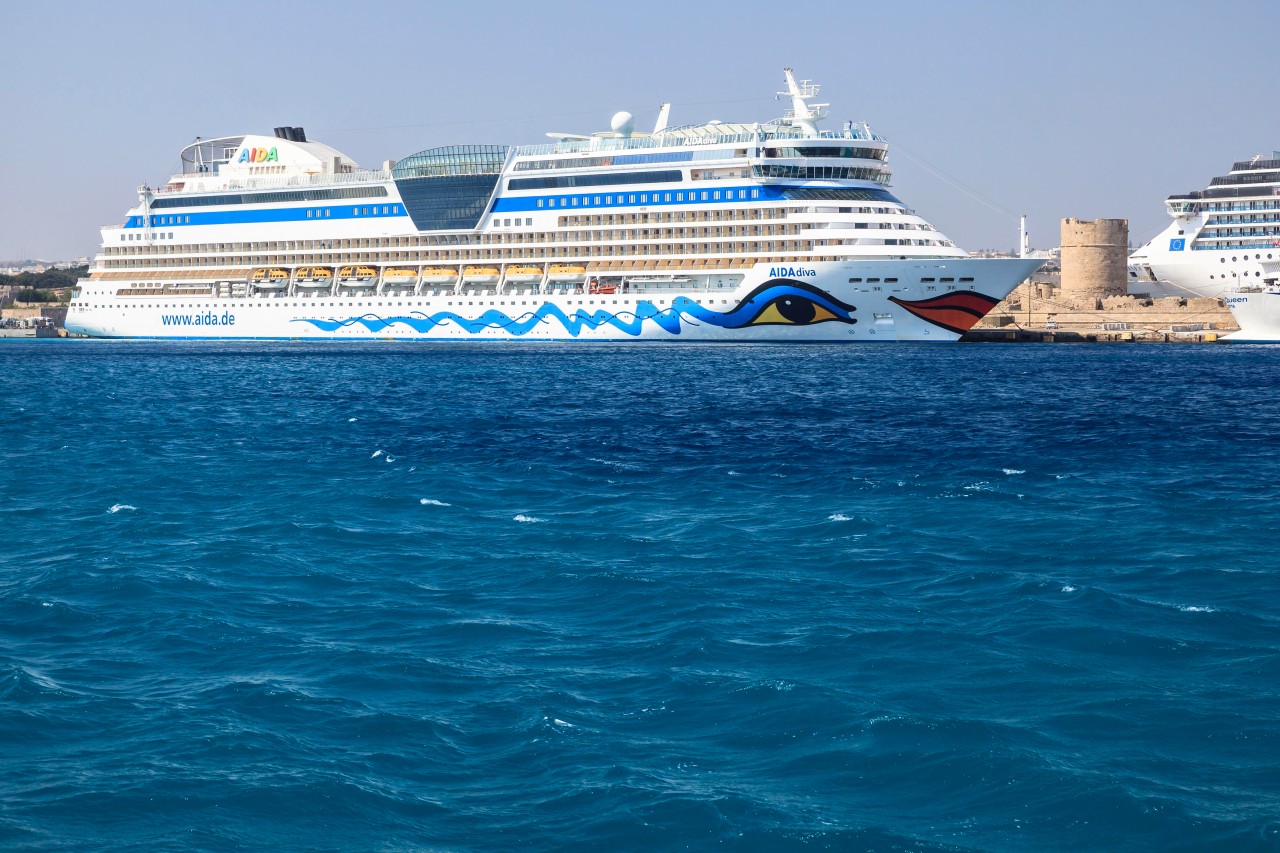 Seit einer Mittelmeer-Kreuzfahrt mit Aida hat dieser junge Mann einen großen Traum (Symbolbild). 