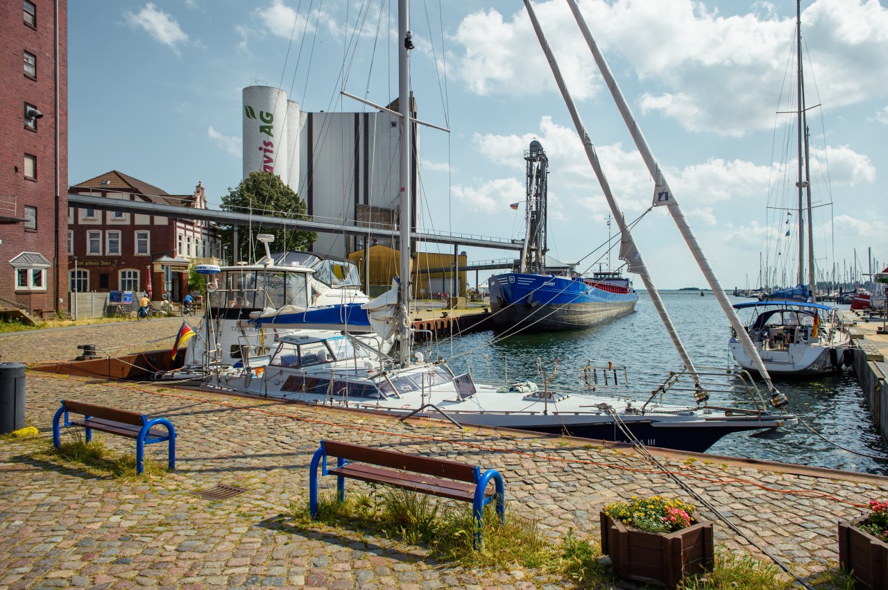 Die Pier des Hafens in Burgstaaken soll erneuert werden und den Verkauf von Fisch ankurbeln. 