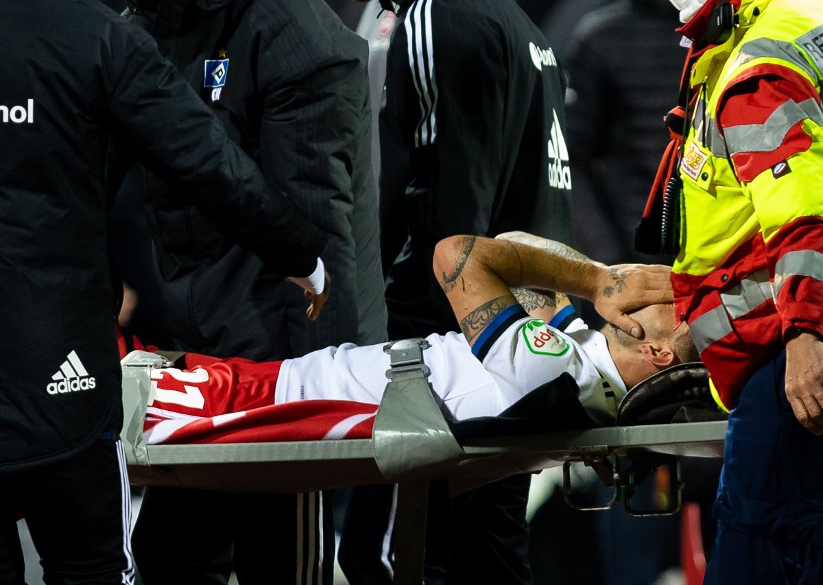 HSV Hamburger SV Tim Leibold verletzt OP instagram Kreuzbandriss
