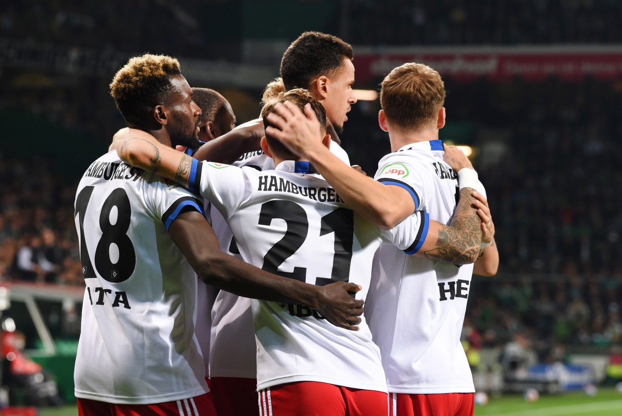 Beim Hamburger SV erlebt dieser Profi einen Höhenflug, doch das war nicht immer so. 