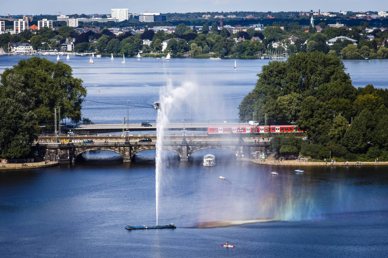 Hamburg: Binnen- und Außenalster von oben