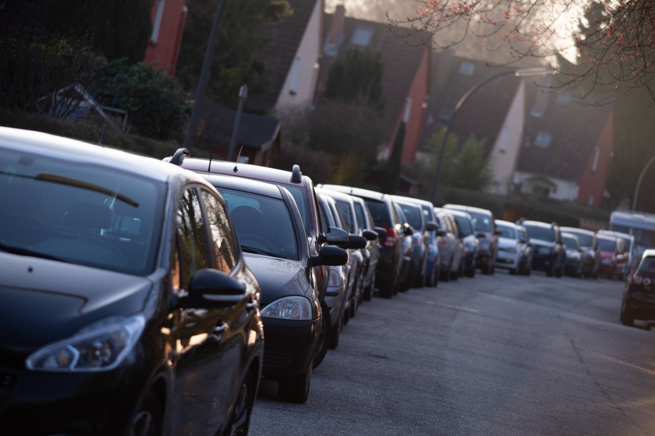 Parken in Hamburg – für viele Menschen jeden Tag ein kontroverses Thema.