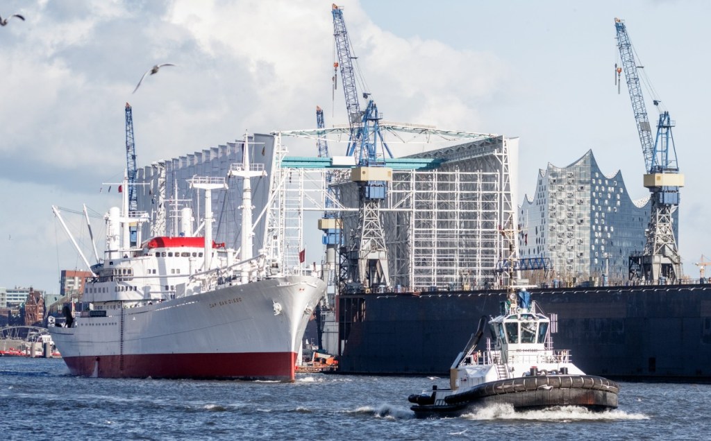 Das Museumsschiff „Cap San Diego“ verlässt Hamburg – doch es wird zurückkommen.