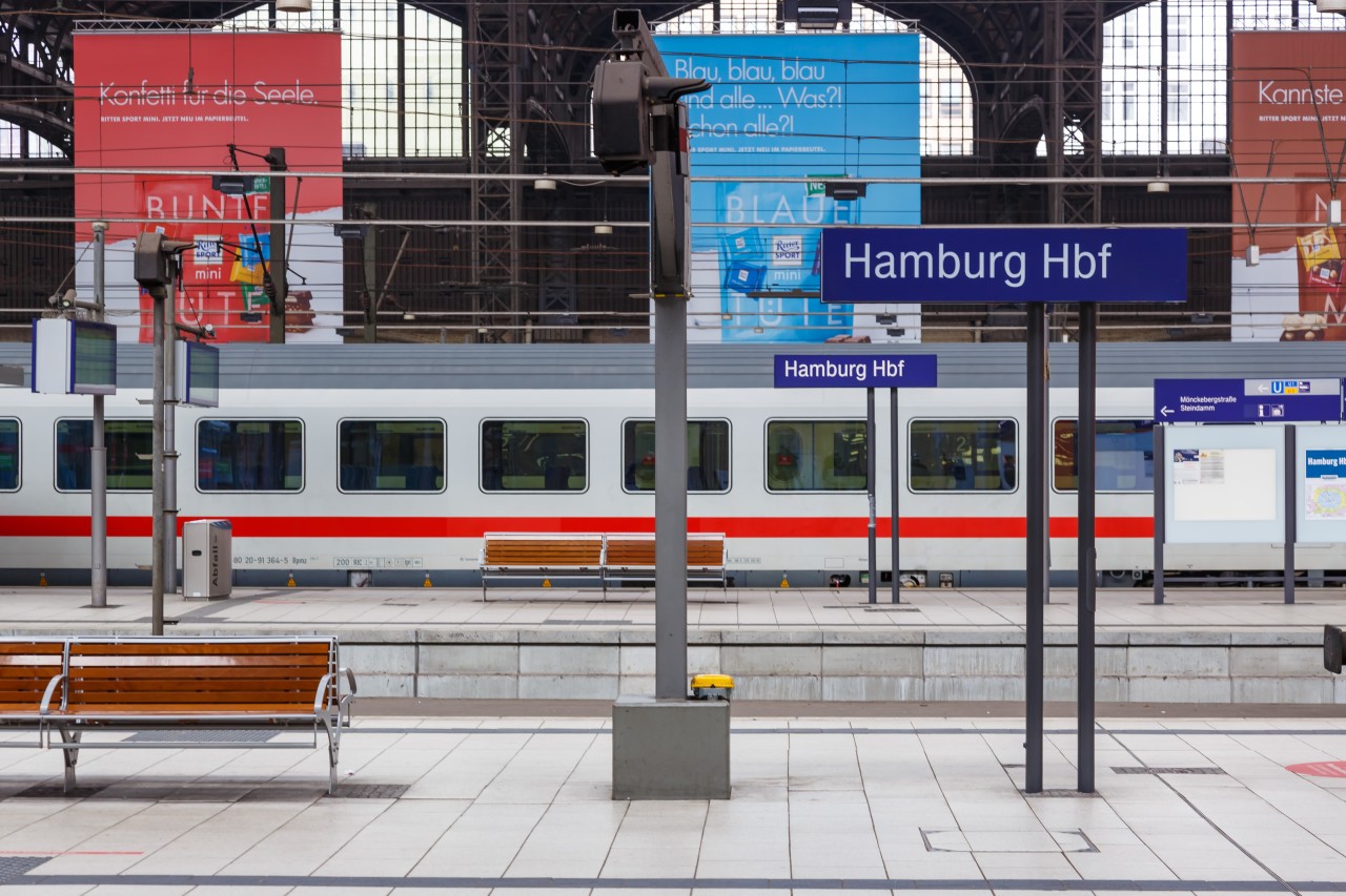 Der Hamburger Hauptbahn der deutschen Bahn. 