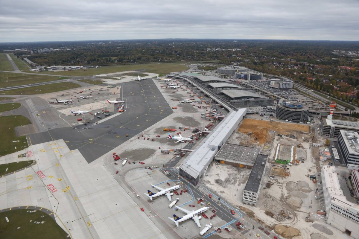 Hamburg Flughafen.jpg