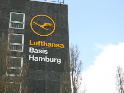 Hamburg Flughafen Lufthansa Technik.jpg