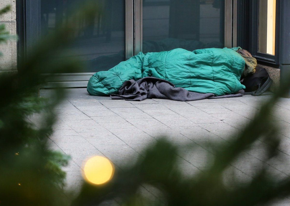 Hamburg Obdachlose Winternotprogramm Hinz&Kuntz Corona Infektionsgeschehen Hotels