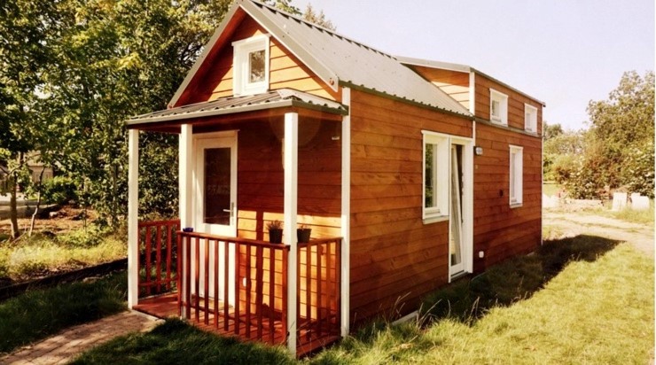 Dieses Tiny House ist für 52.000 Euro im Tiny-House-Dorf Lilleby gerade frei und bezugsfertig.