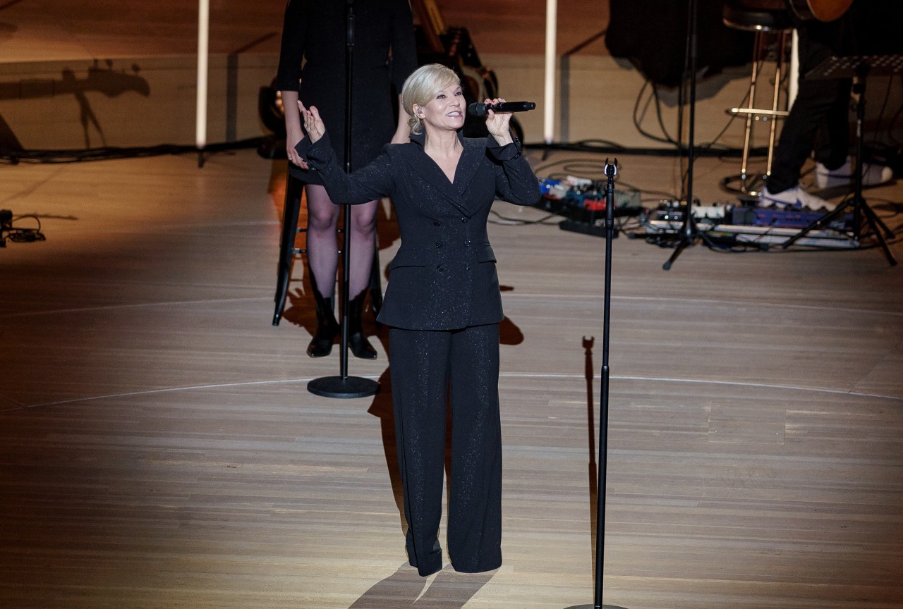 Während des Konzertes von Ina Müller in der Elbphilharmonie kam es zu einem seltenen Anblick.