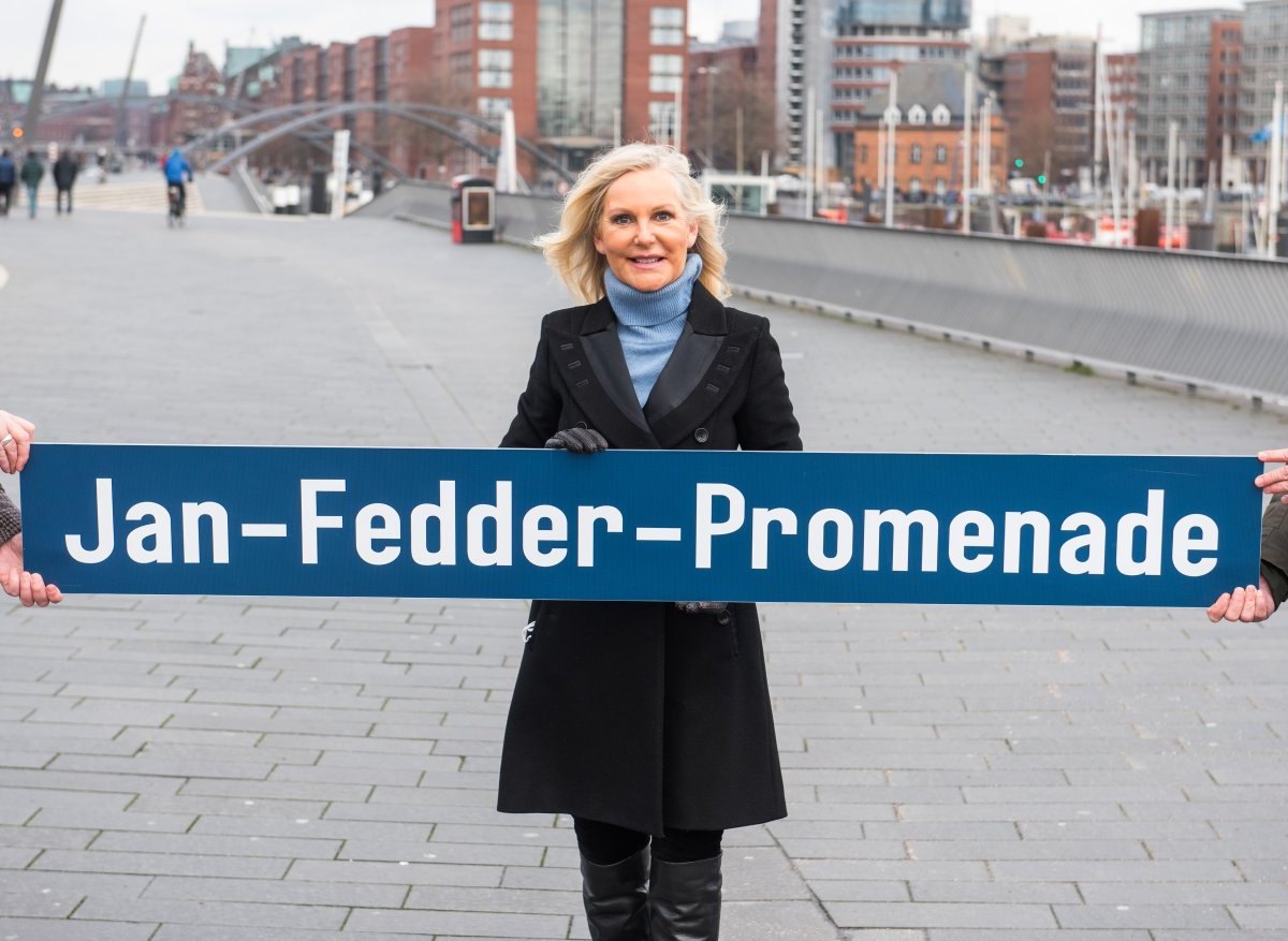 Jan Fedder Promenade Hamburg Mitte Bezirk Senat Hafen Marion Fedder