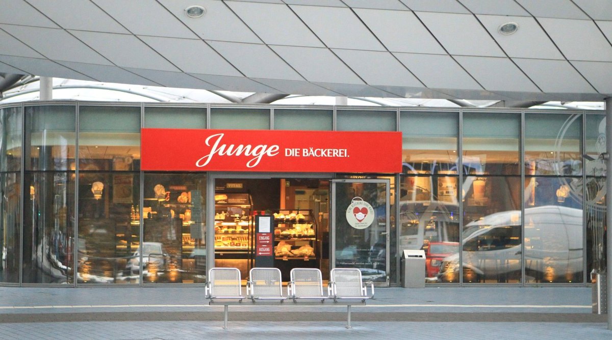Lübeck Bäckerei Junge Café Falkenstraße Facebook Preise Backstuben