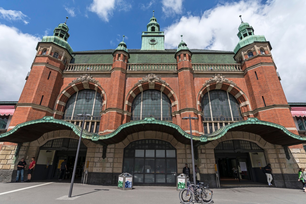Der Hauptbahnhof in Lübeck.