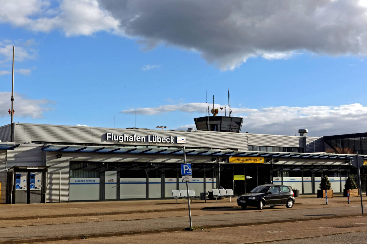 Am Flughafen in Lübeck ist bald wieder viel los.