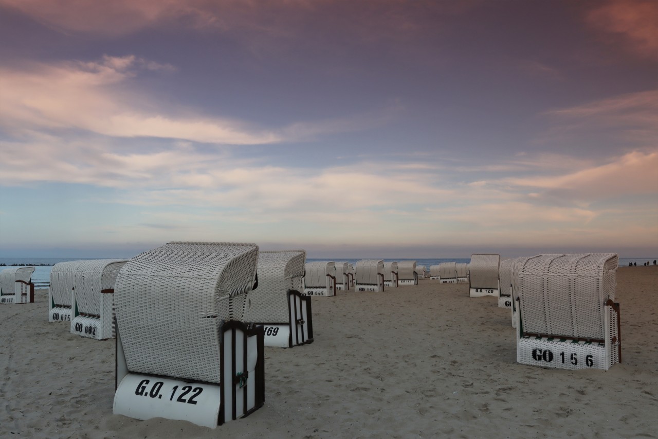 Der leere Strand von Rügen. 