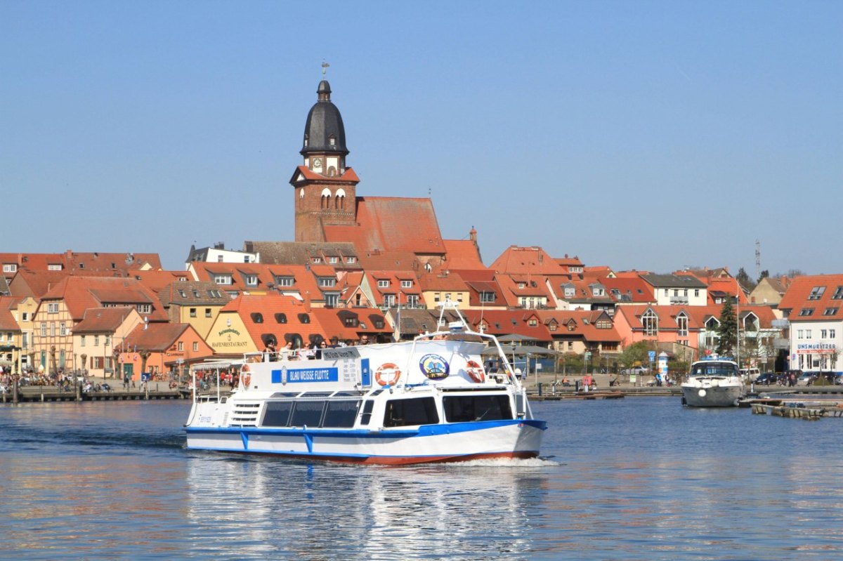 Mecklenburgische Seenplatte Urlaub Hausboot Angebot Falle Fake Polizei