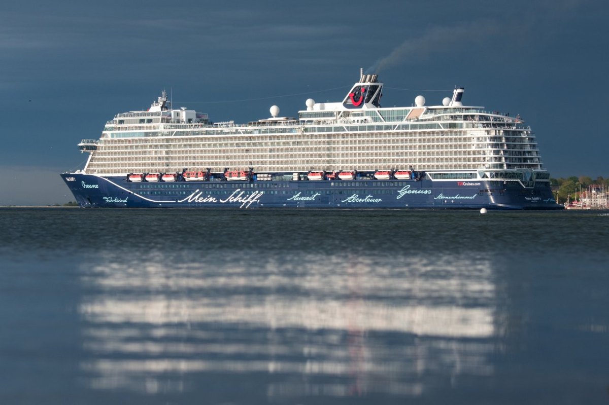 Mein Schiff 1 Notfall.jpg