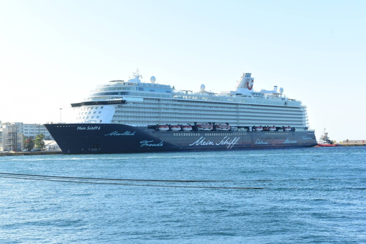 Mein Schiff 6.jpg