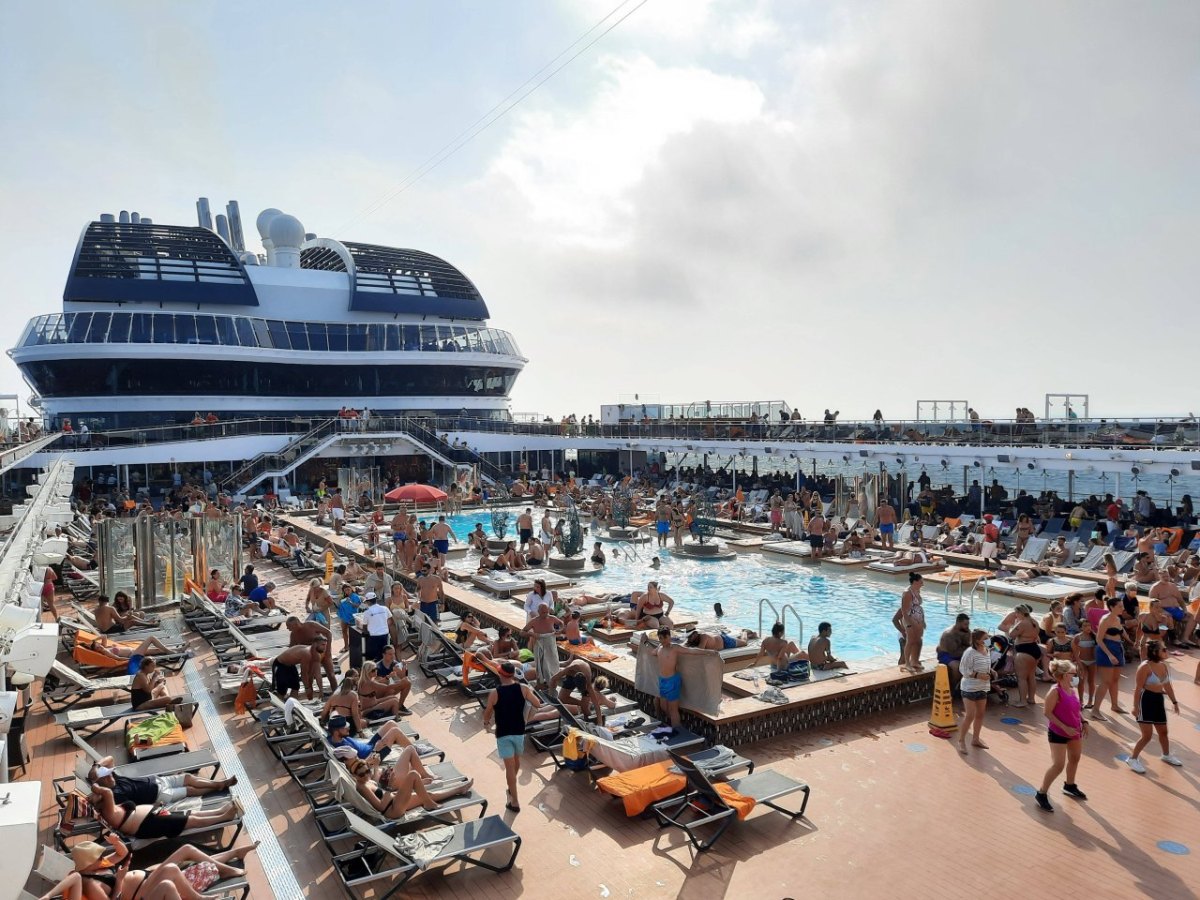 „Mein Schiff“ Tui Cruises Kreuzfahrt All Inclusive Reise Paket WLAN Restaurants IMTEST