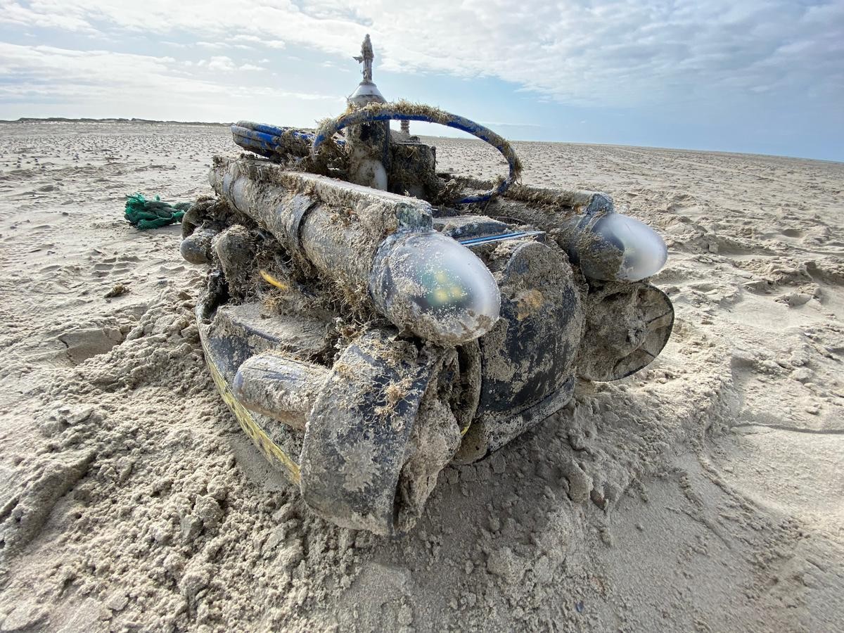 Tauchroboter am Strand von Norderney angespült