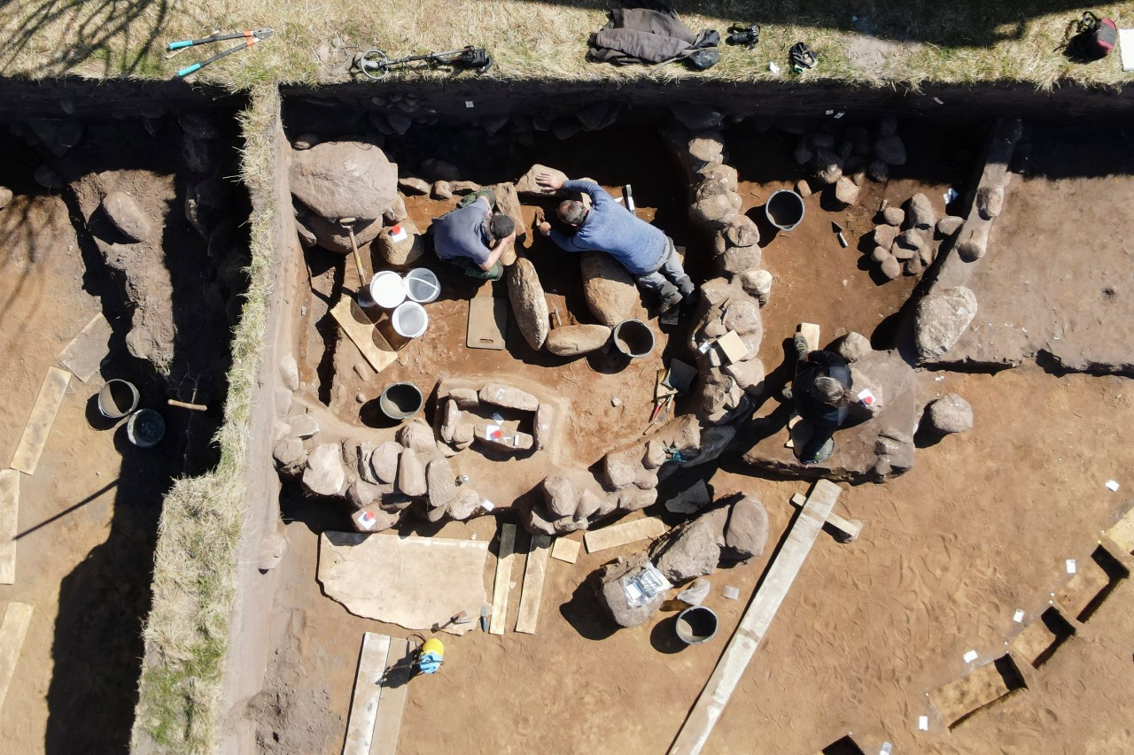Archäologen bei der Ausgrabung auf Amrum 