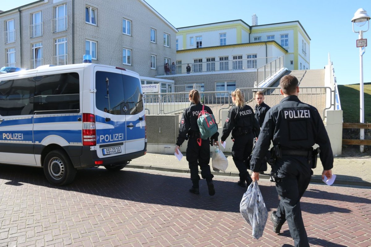 Nordsee Waffen Munition Polizei Haus Staatsanwaltschaft Ermittlungen