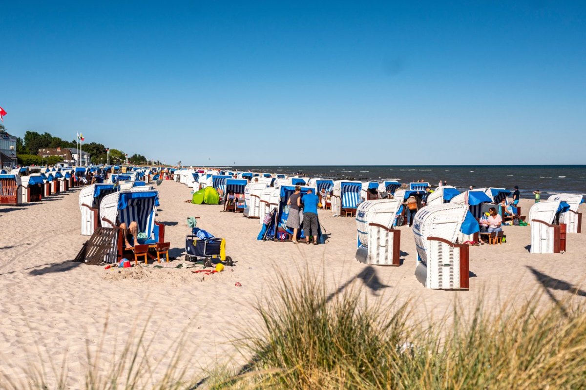 Ostsee Anwohner Urlaub Grömitz Dünenpark DLRG Insel Rügen Lübecker Bucht