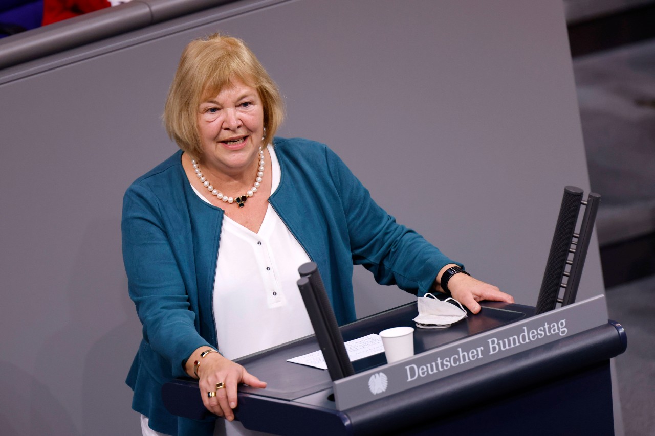 Auch SPD-Bundestagsabgeordnete Bettina Hagedorn
 glaubt an eine Zukunft für das Ostsee-Kurhaus.