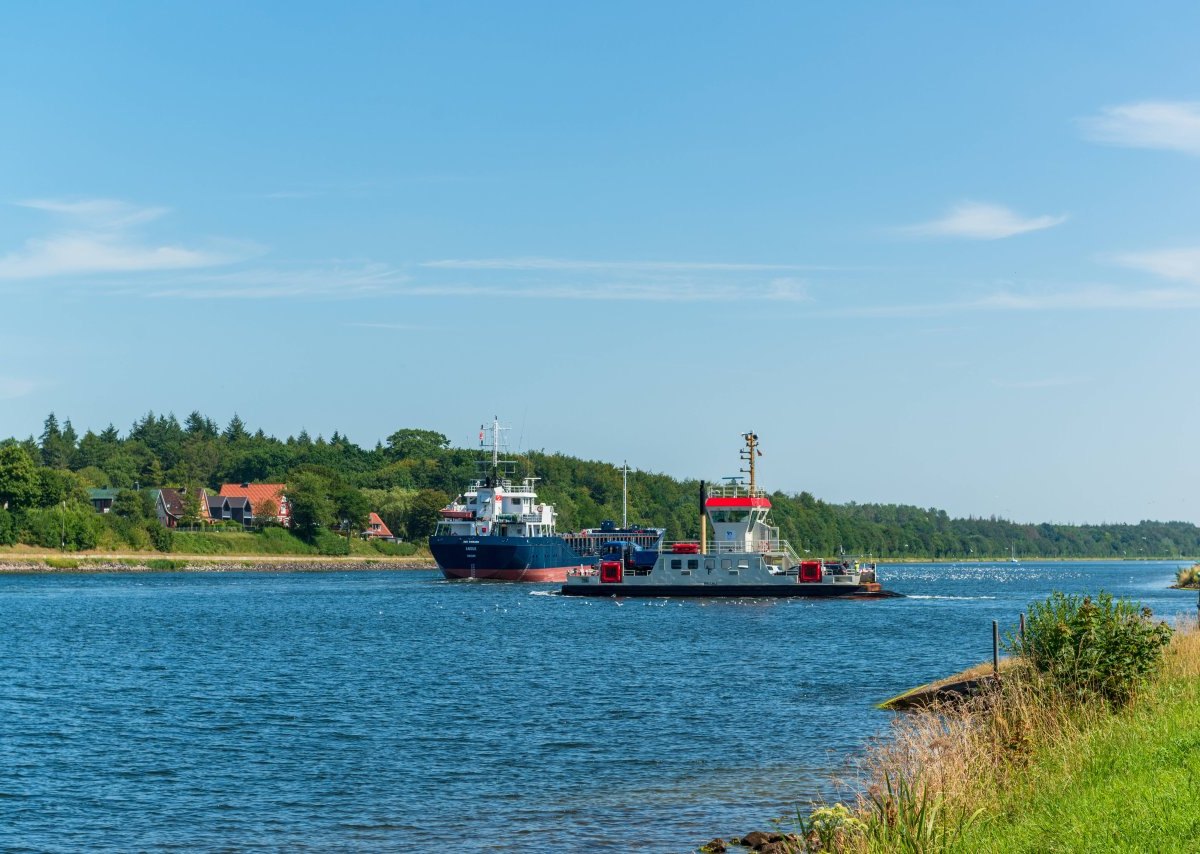 Ostsee Nord-Ostsee-Kanal Tanker Öl.jpg