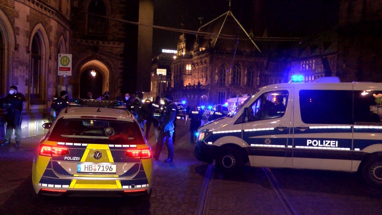 So hatte sich die Polizei in Bremen ihren Einsatz sicherlich auch nicht vorgestellt. (Symbolbild) 