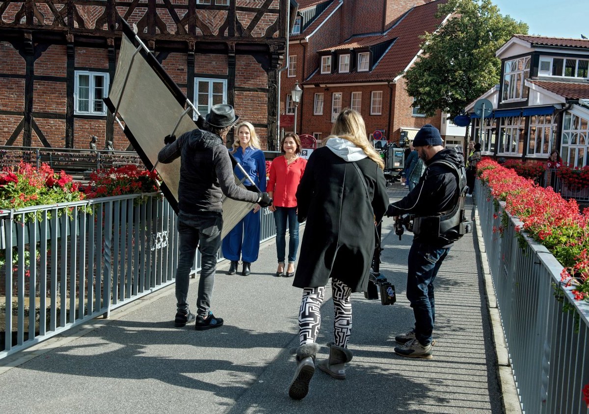 Rote Rosen Lüneburg Dreharbeiten neue Staffel Judith Sehrbrock Tatjana Petrenko Herbert Schäfer Jana Hora-Goosmann Mona Herzberg