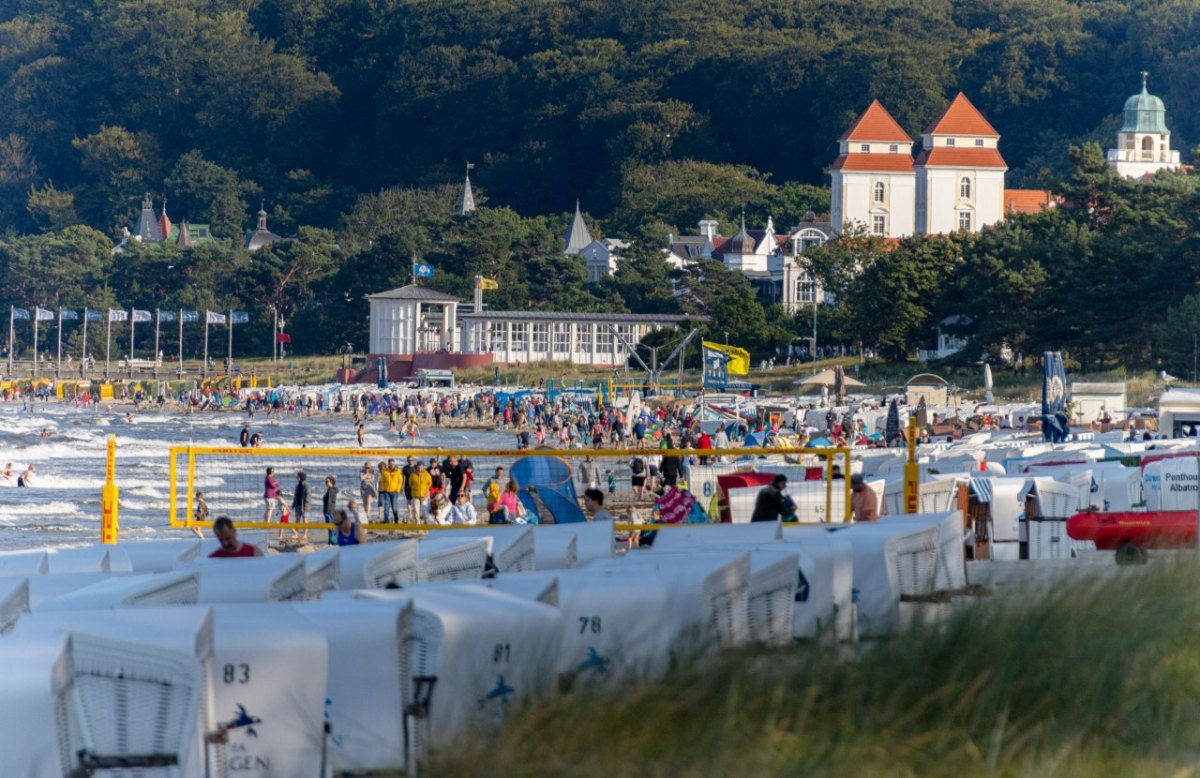 Rügen Ostsee Dranske Urlaub Job Ferienhaus Baltic Sea Resort Tourismus