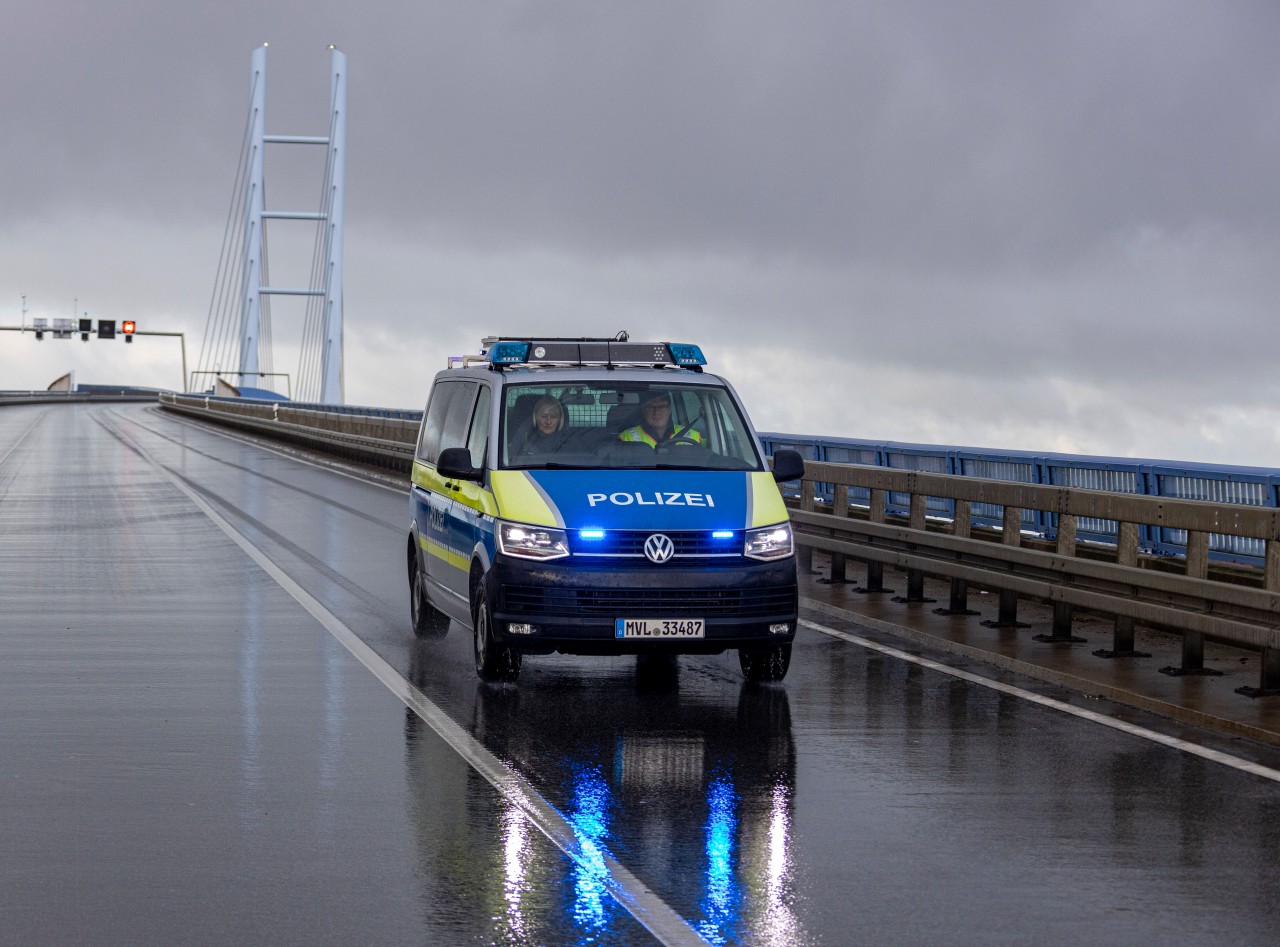 Fünf Streifenwagen waren an der Suche auf Rügen beteiligt