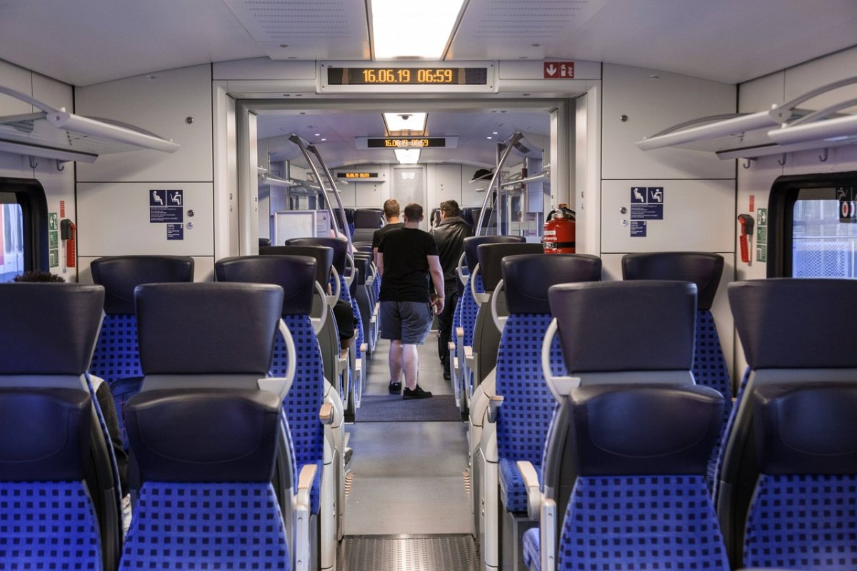 Schleswig-Holstein Regionalexpress.jpg