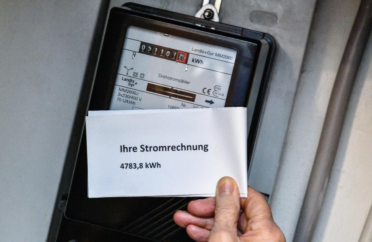 Die Stromkosten in Flensburg steigen. 