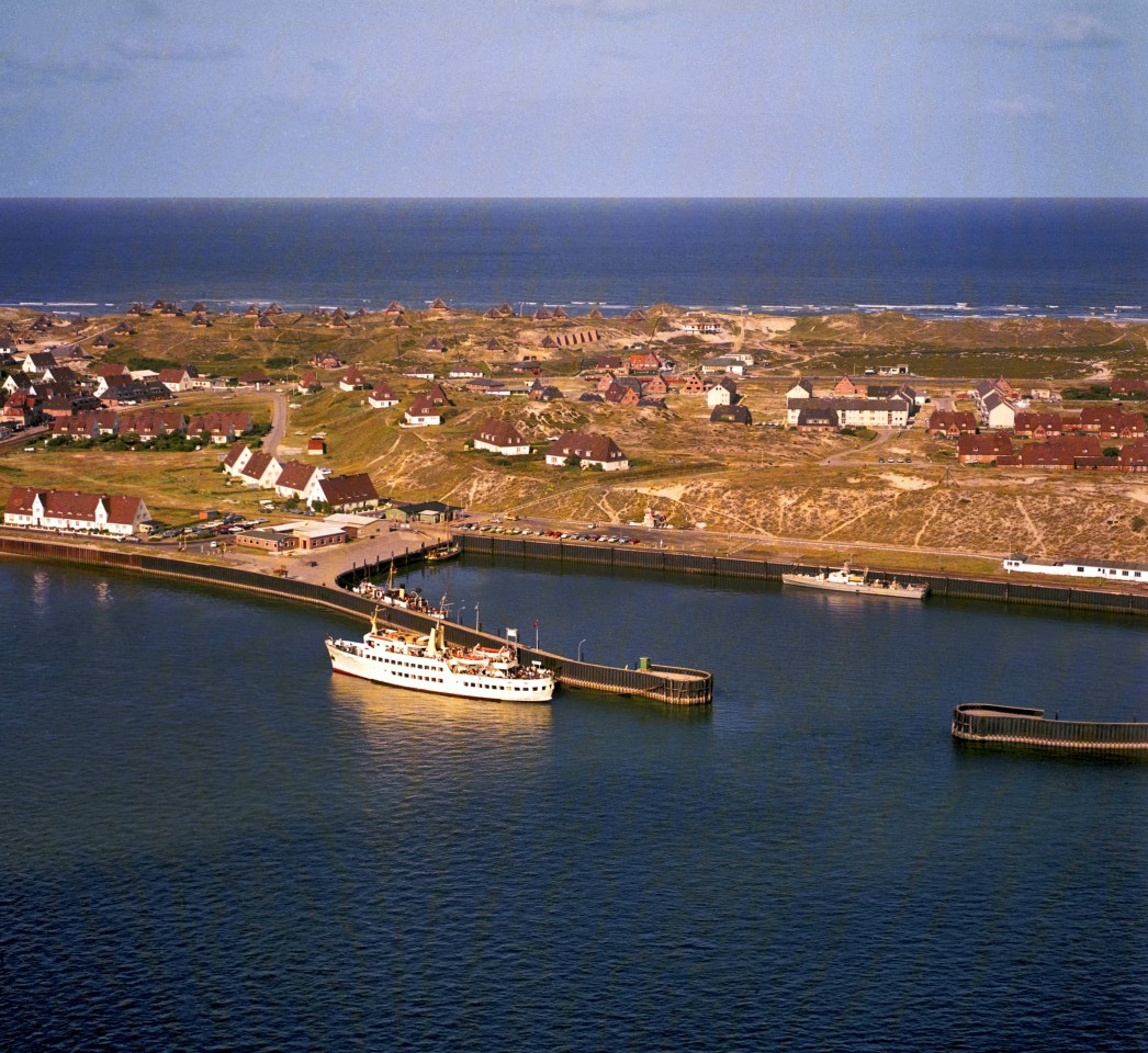 Sylt: Historisches Luftbild von Hörnum (1964)