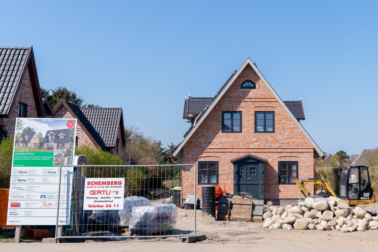 Wohnraum auf Sylt zu finden ist kein leichtes Unterfangen (Symbolbild). 