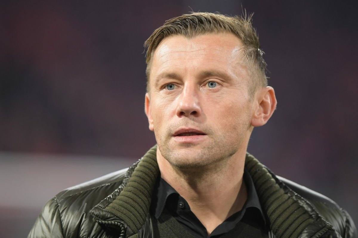 hsv ivica olic geisterspiele corona.jpg