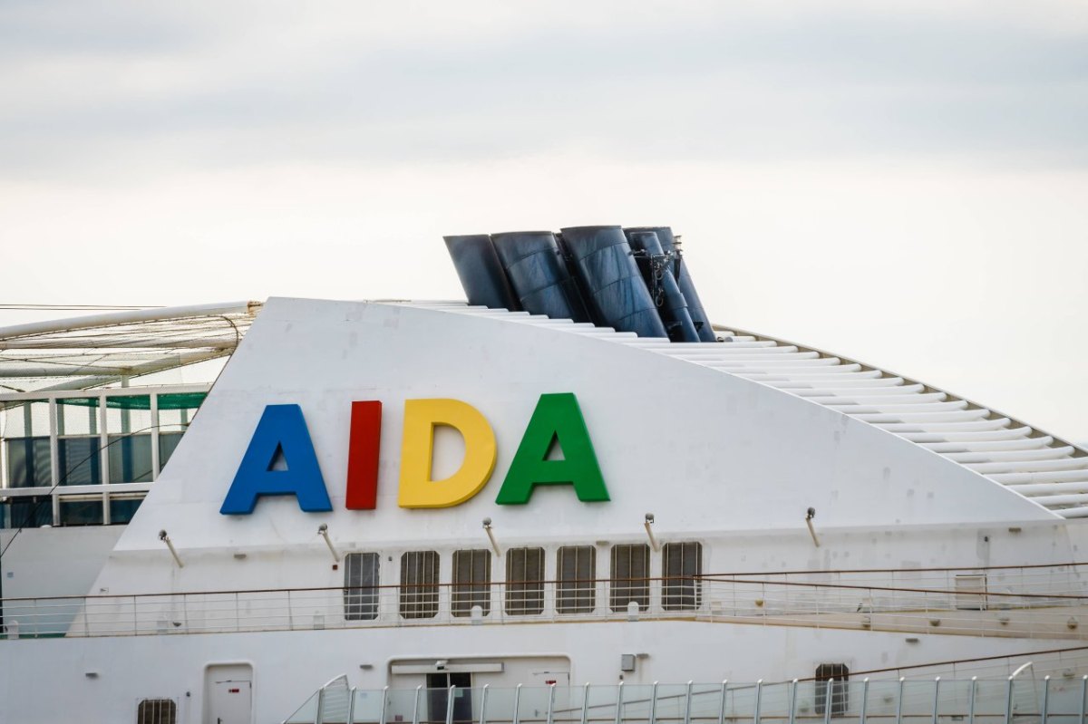 Aida Kunden Corona Umbuchungen Absagen Geimpfte Norwegen Reederei Hotline Kundenservice Warteschleife