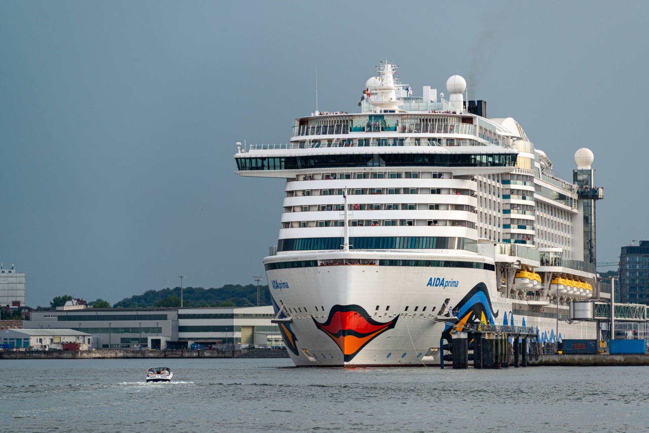 Schlechtes Wetter sorgt für eine Planänderung auf der „Aida Prima“. 