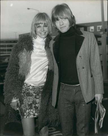 Anita Pallenberg und Brian Jones.