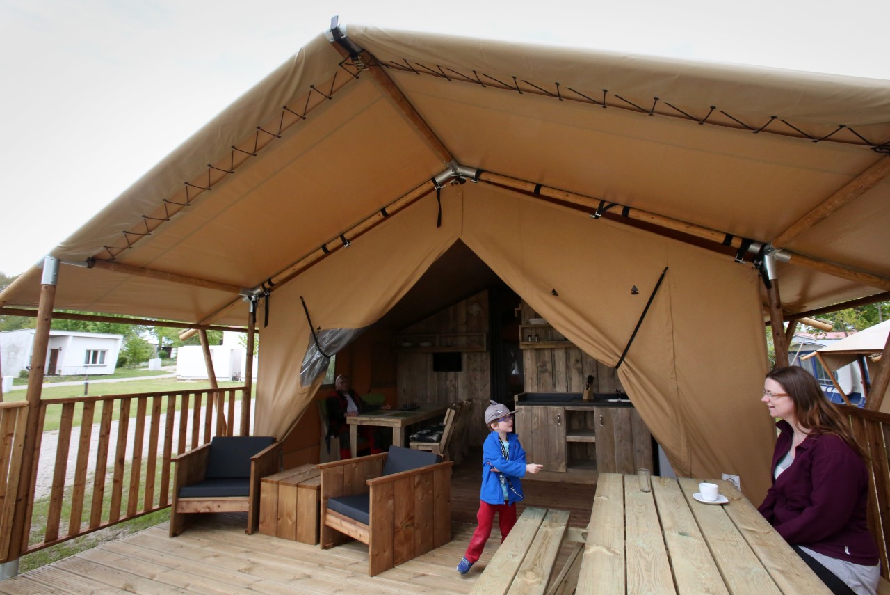 Auch in Meckelnburg-Vorpommern lässt sich der neue Camping-Trend erleben. (Archivbild)