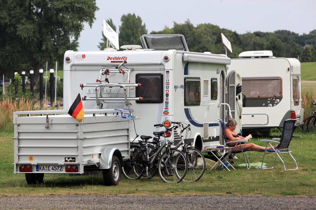An einen Camping-Urlaub ist in den meisten Teilen Deutschlands noch nicht zu denken. Nur in den Modellregionen dürfen Übernachtungsgäste anreisen.
