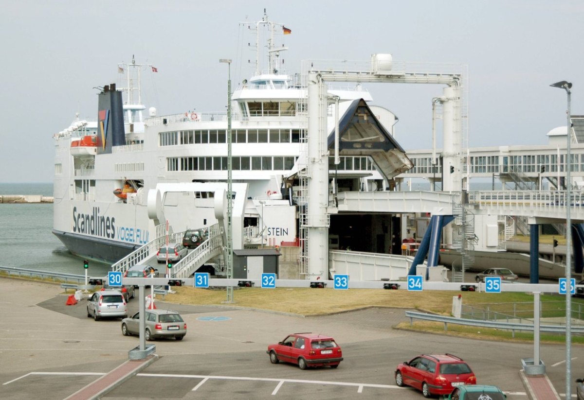 Fehmarn Hamburg Grenze Ostsee Dänemark Puttgarden