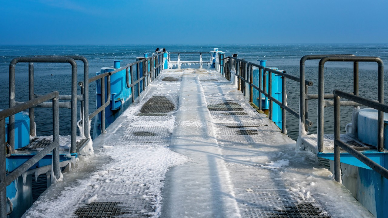  An der Ostsee ist mit gefrierendem Glatteis zu rechnen.