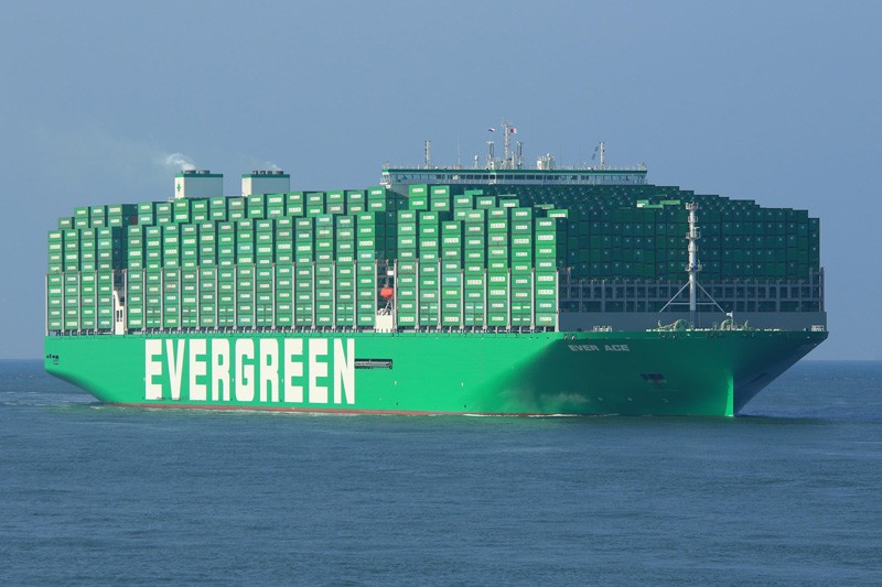 Die „Ever Ace“, das derzeit größte Containerschiff der Welt