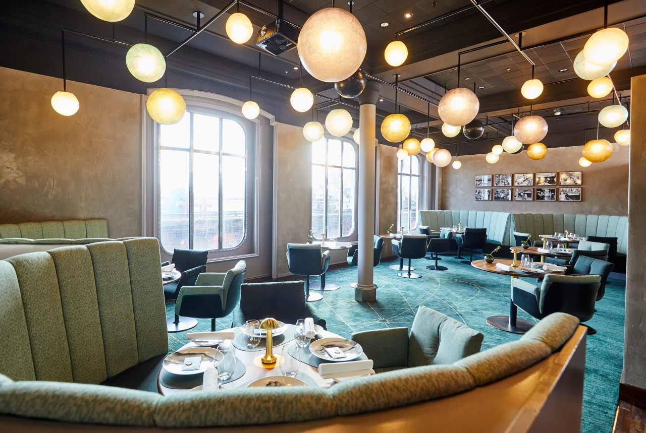 Auf dem Kreuzfahrtschiff „MS Europa“ eröffnete Kevin Fehling das Gourmet-Restaurant „The Globe“.