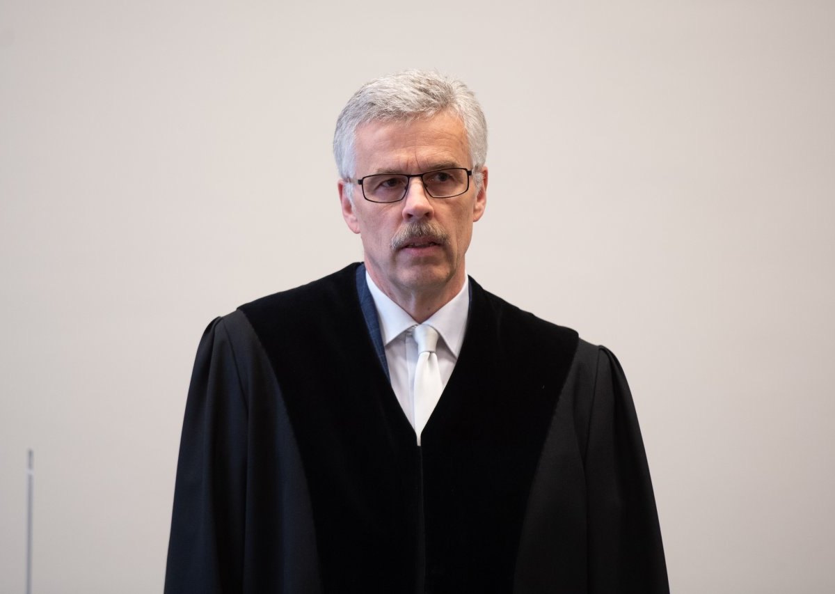 Hamburg Prozess IS Richter Denis Cuspert Deso Dogg.jpg
